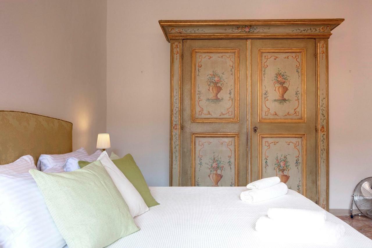 Historical Apartment Spectacular Arno View With Balcony From 12 Th Century. Florencie Exteriér fotografie
