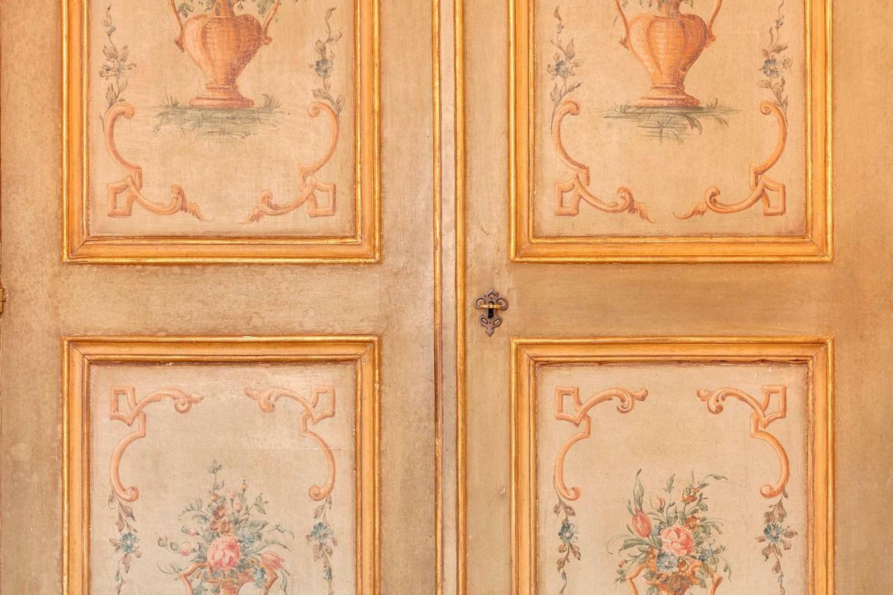 Historical Apartment Spectacular Arno View With Balcony From 12 Th Century. Florencie Exteriér fotografie