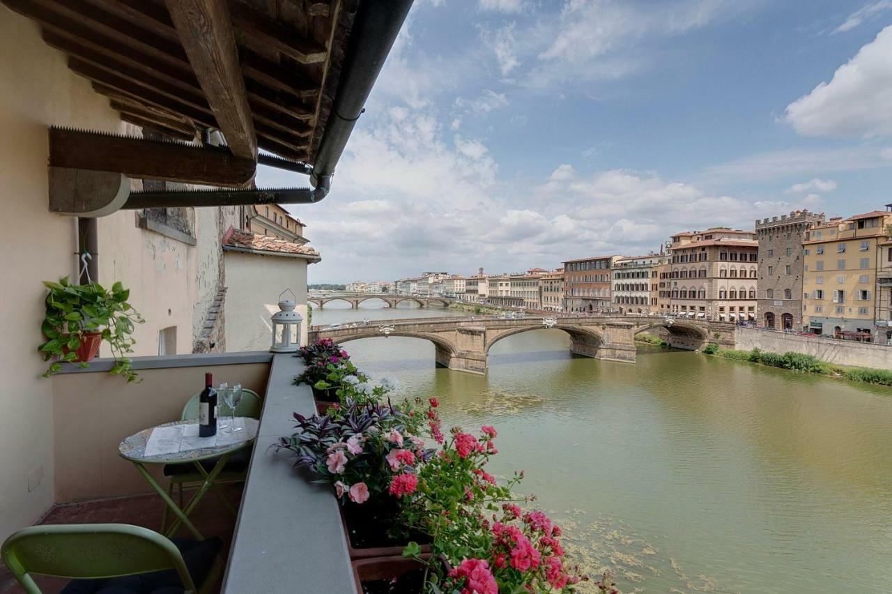Historical Apartment Spectacular Arno View With Balcony From 12 Th Century. Florencie Exteriér fotografie