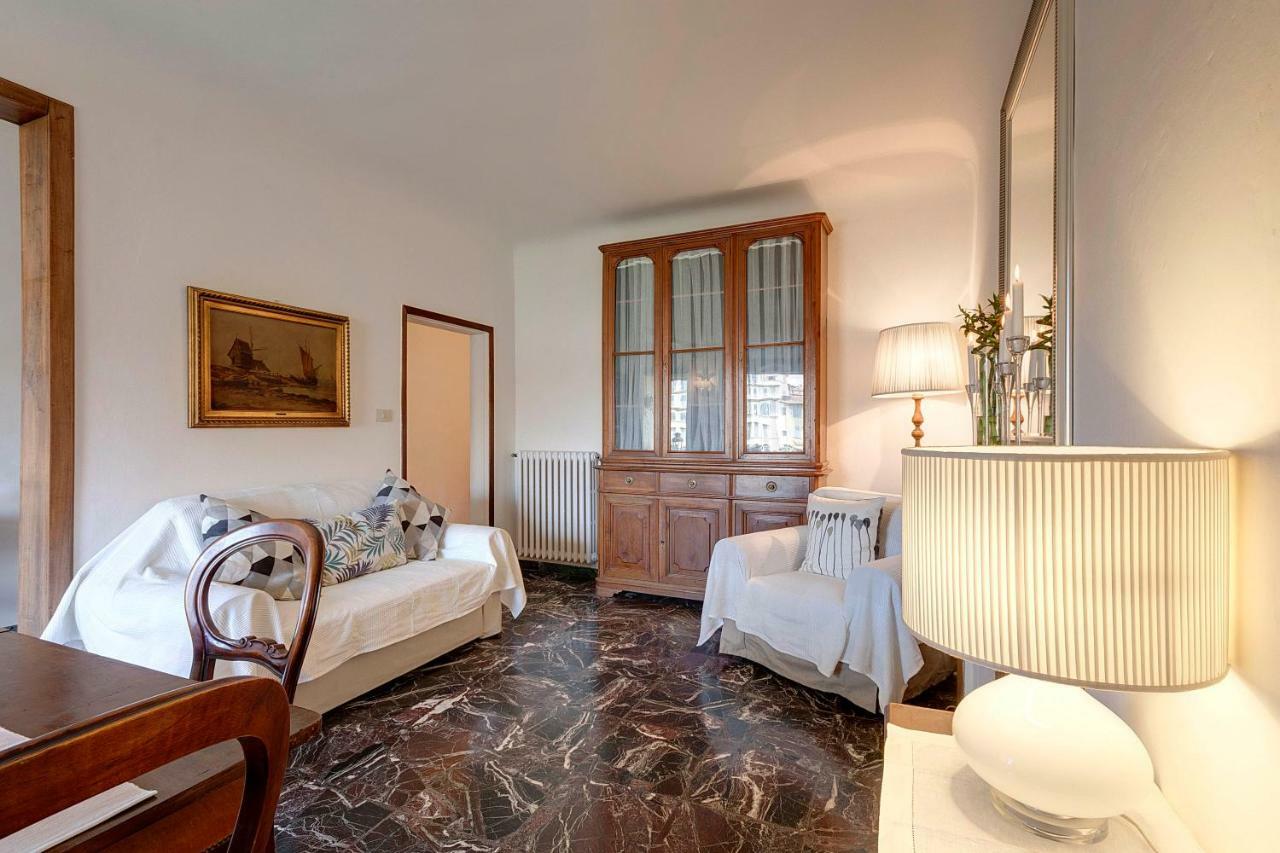Historical Apartment Spectacular Arno View With Balcony From 12 Th Century. Florencie Exteriér fotografie