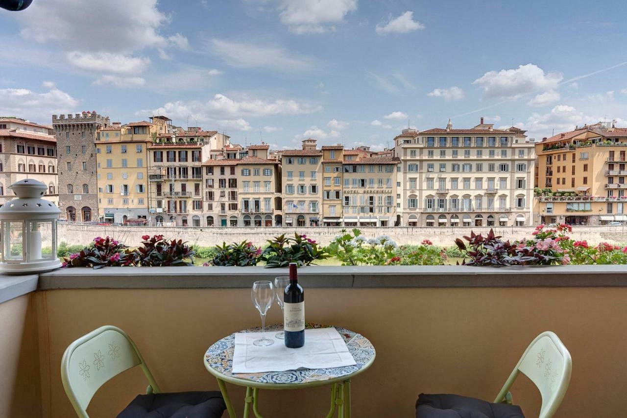 Historical Apartment Spectacular Arno View With Balcony From 12 Th Century. Florencie Exteriér fotografie