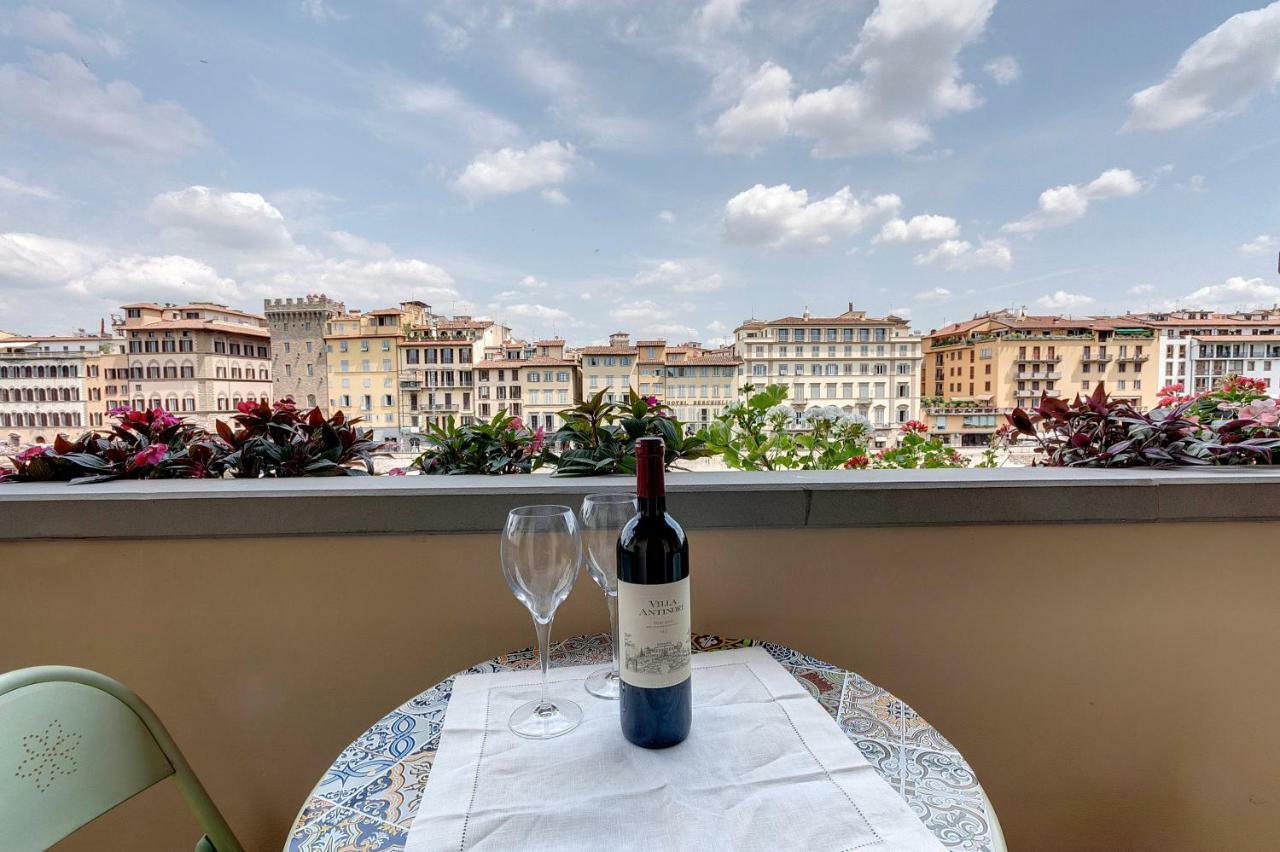 Historical Apartment Spectacular Arno View With Balcony From 12 Th Century. Florencie Exteriér fotografie