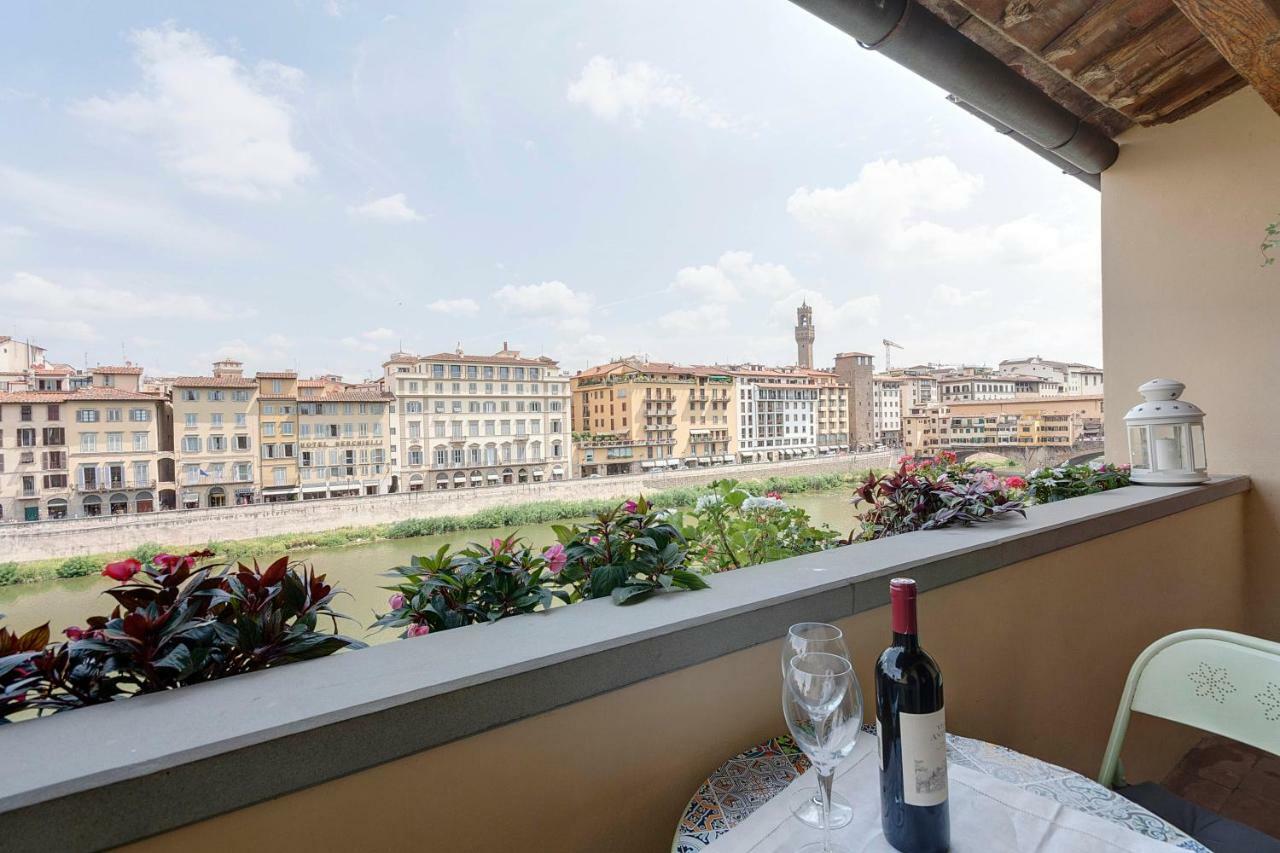 Historical Apartment Spectacular Arno View With Balcony From 12 Th Century. Florencie Exteriér fotografie