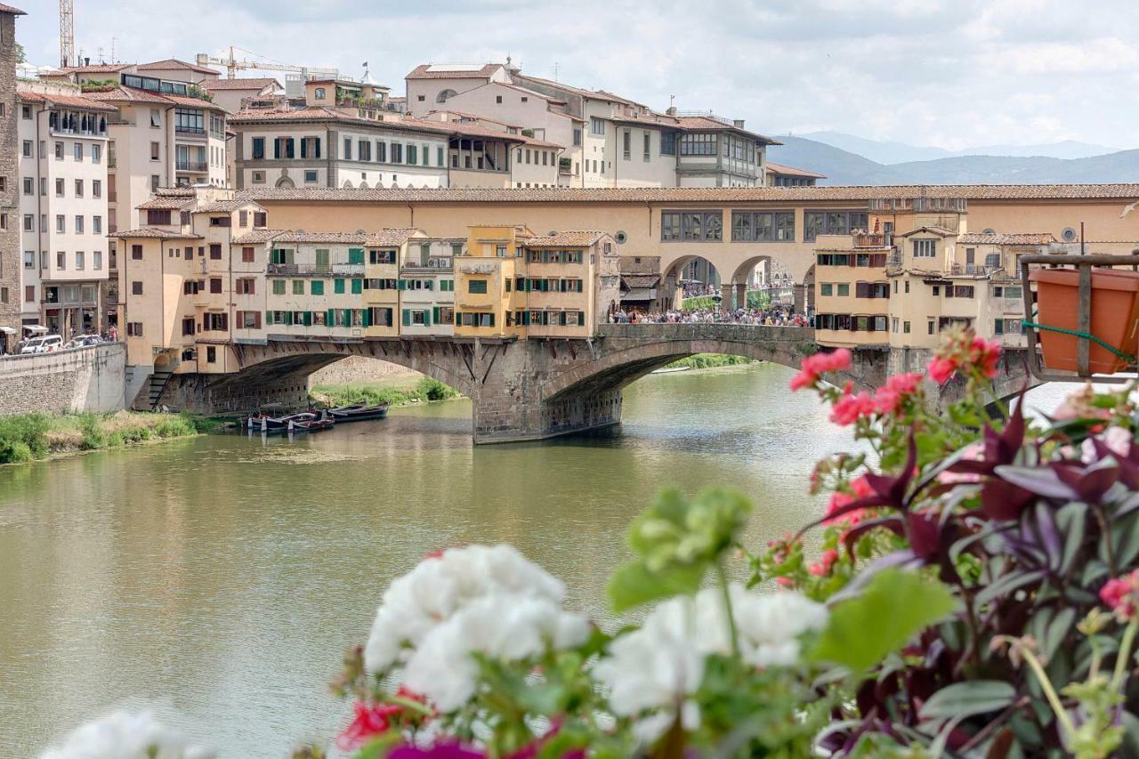 Historical Apartment Spectacular Arno View With Balcony From 12 Th Century. Florencie Exteriér fotografie